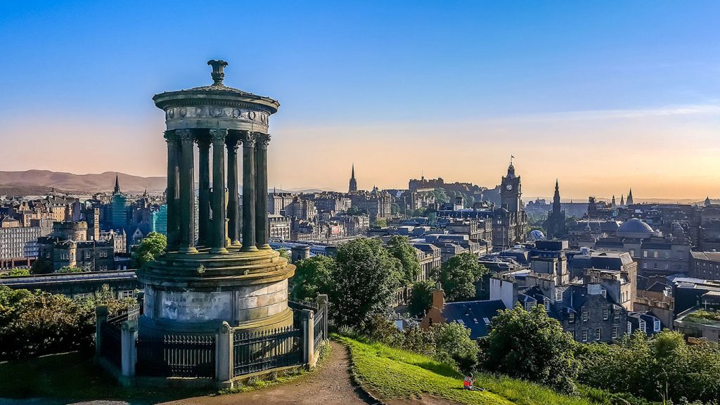 Edinburgh-Thinking about going to the UK